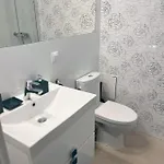 아파트 Apartamencik Przy Tezni W Konstancinie