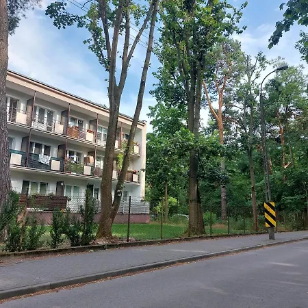 Apartamencik Przy Tezni W Konstancinie